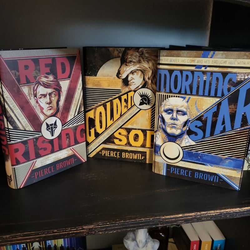 Red Rising 1-6 bundle with art prints!