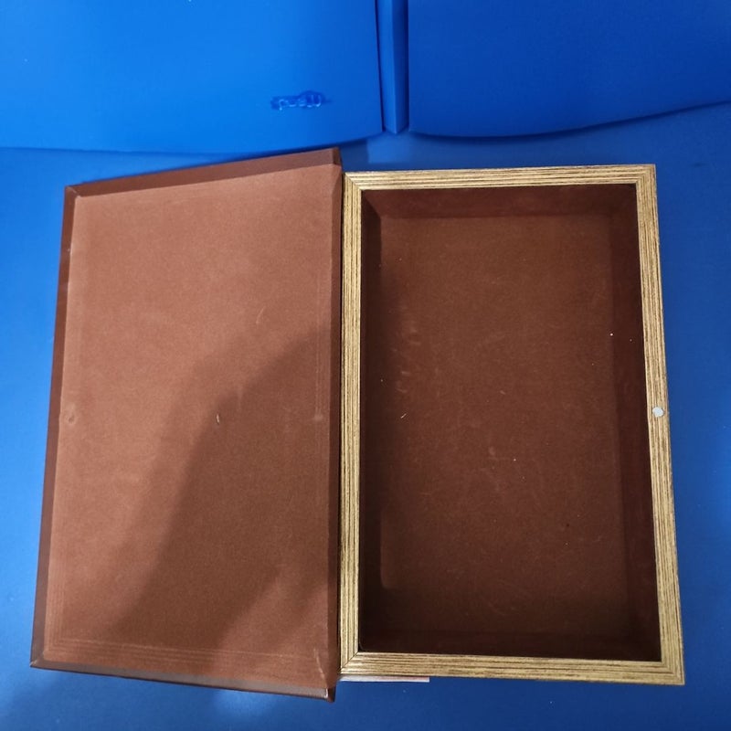 Tooled Leather BOOKSAFE