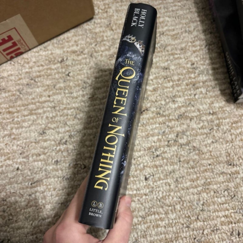 Queen of nothing b&n exclusive edition