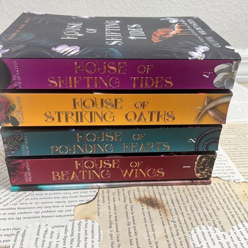 House of  beating wings Kingdom Of Crows 0-4 oop indie covers signed Olivia