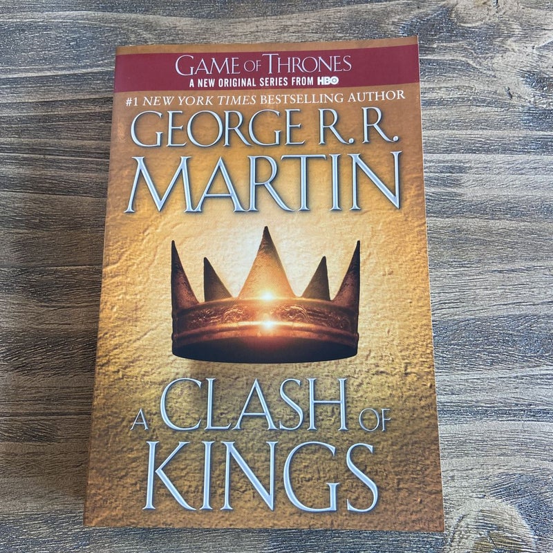 A Clash of Kings by George R. R. Martin, Paperback