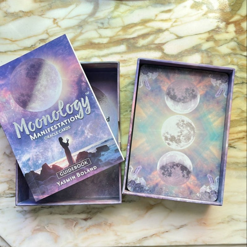 BUNDLE: Moonology & Manifestation Oracle Cards