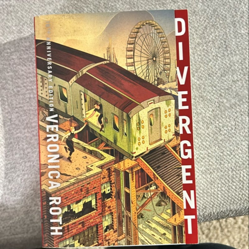 Divergent 10th Anniversary Edition