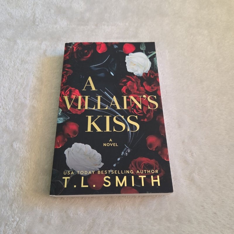A Villain's Kiss