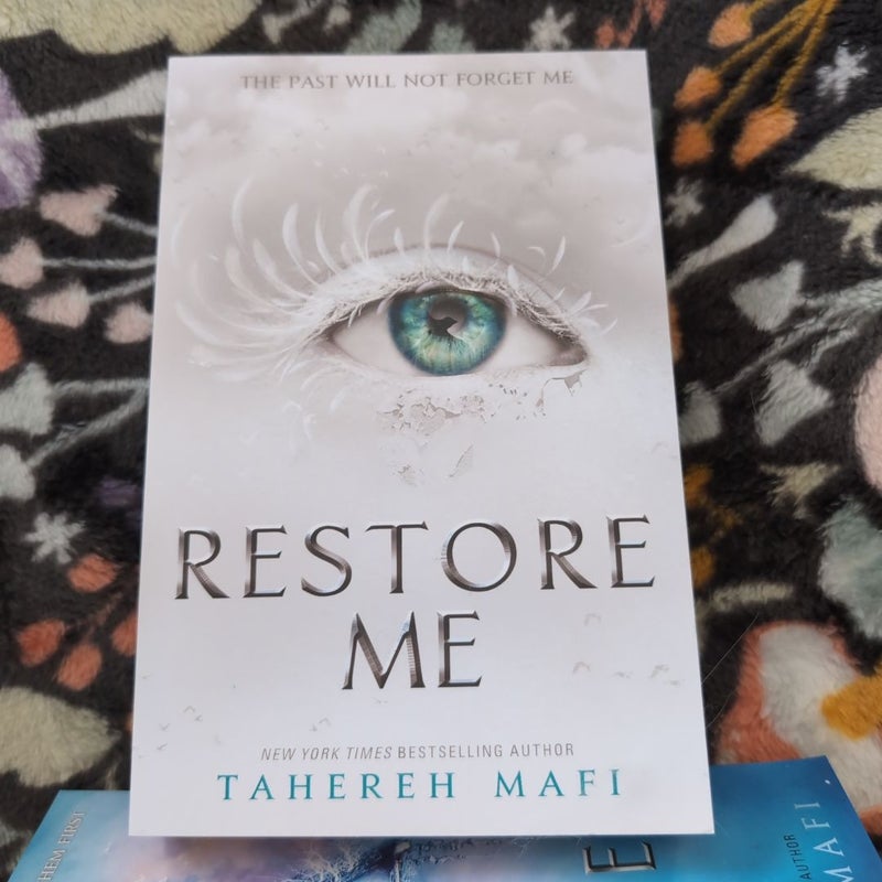 Shatter Me 7 book set 