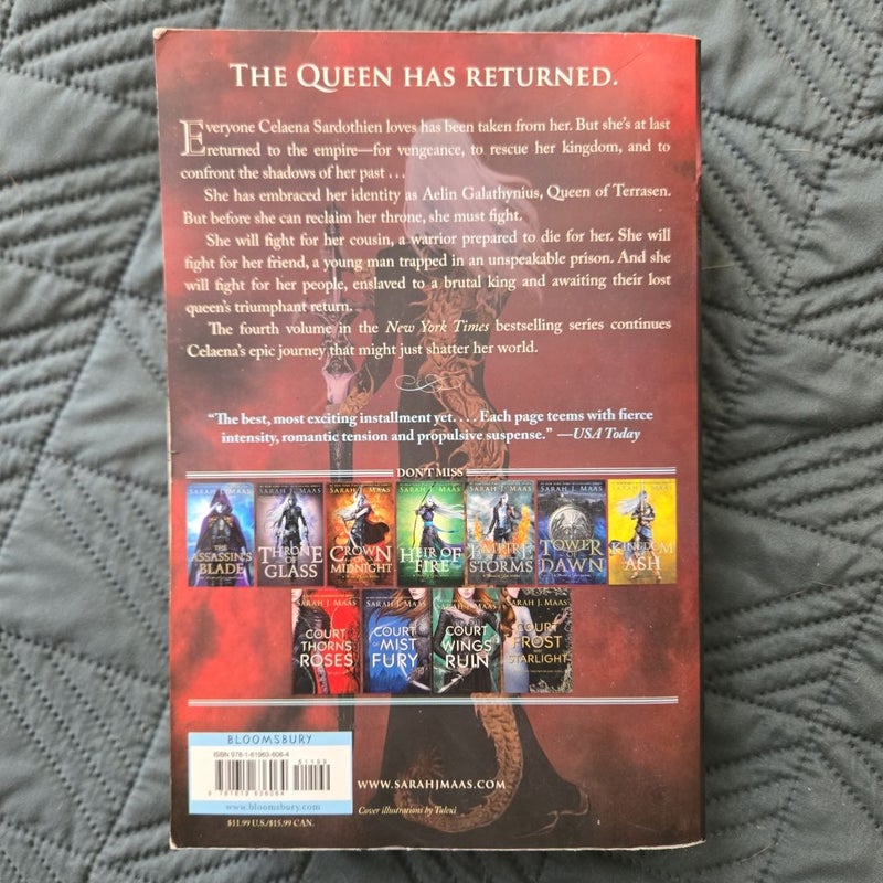 Queen of Shadows - OOP Cover