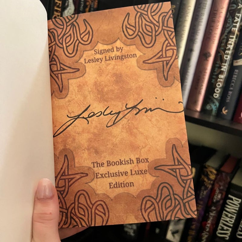 Queen among the Dead BOOKISHBOX EXCLUSIVE EDITION