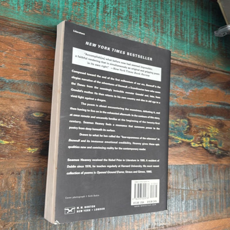 Beowulf a New Verse Translation Bilingual Edition