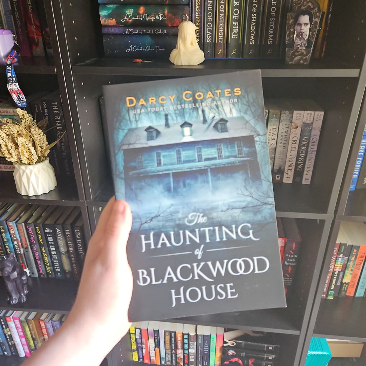 The Haunting of Blackwood House by Darcy Coates, Paperback Pangobooks