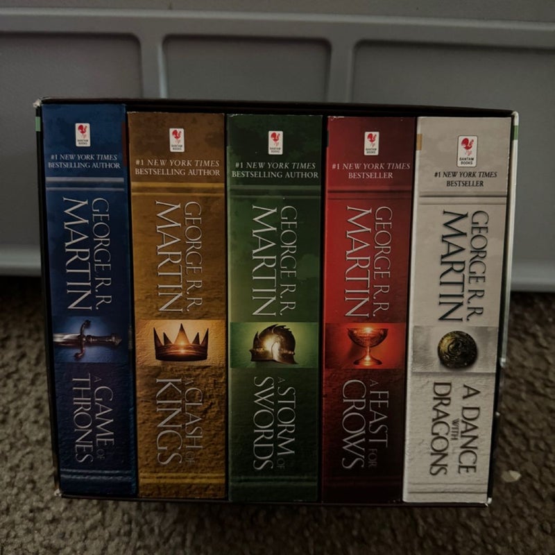 George R. R. Martin's a Game of Thrones 5-Book Boxed Set (Song of Ice and Fire Series)