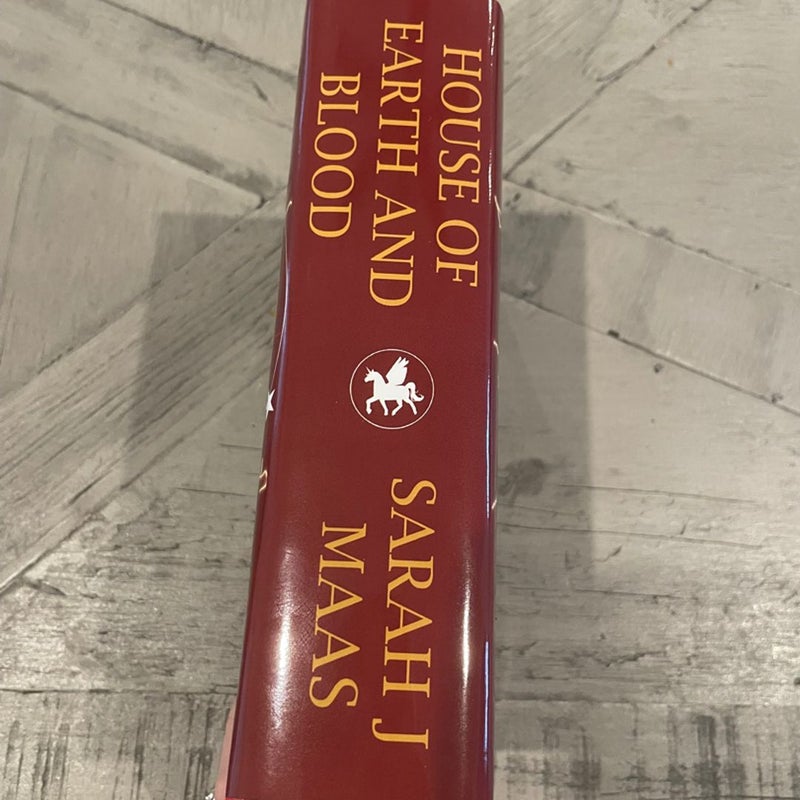 House of Earth and Blood - Kingdom Book Designs Edition