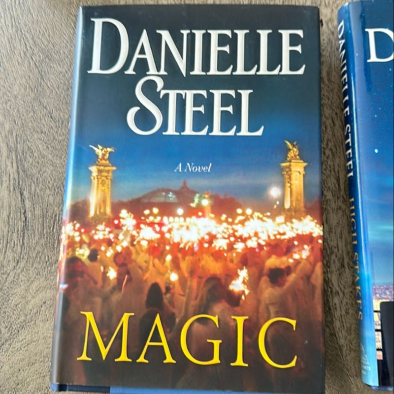 Bundle of 4 Danielle Steel Books