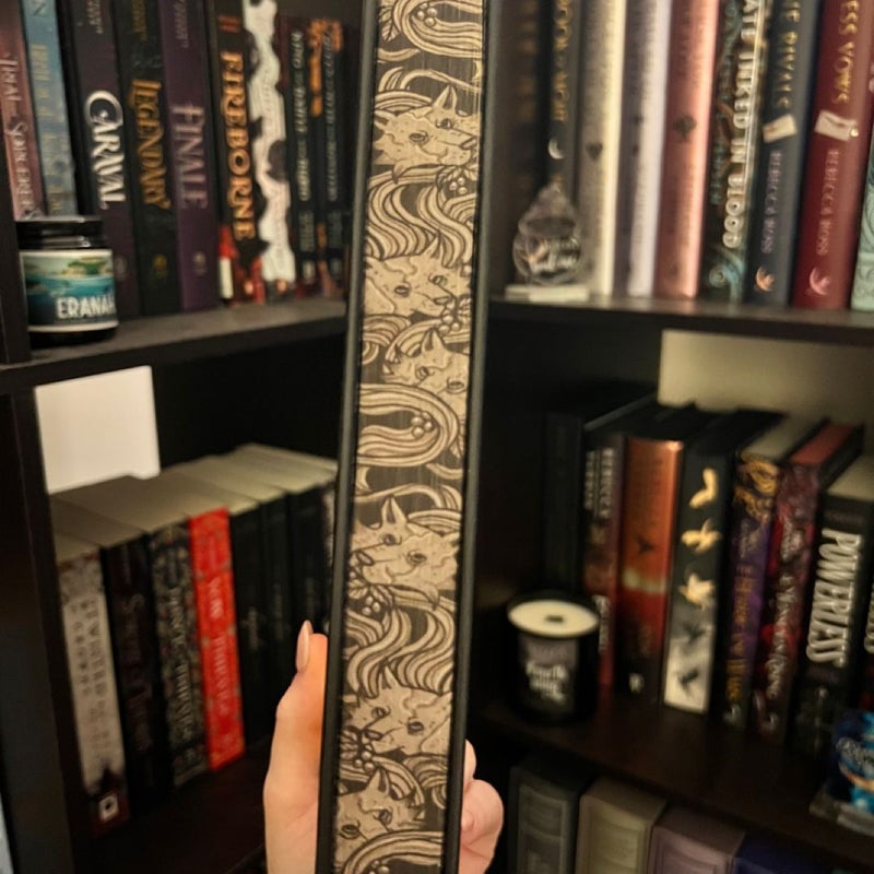 Queen among the Dead BOOKISHBOX EXCLUSIVE EDITION