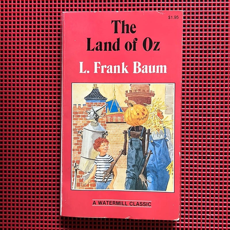 The Land of Oz (A Watermill Classic)