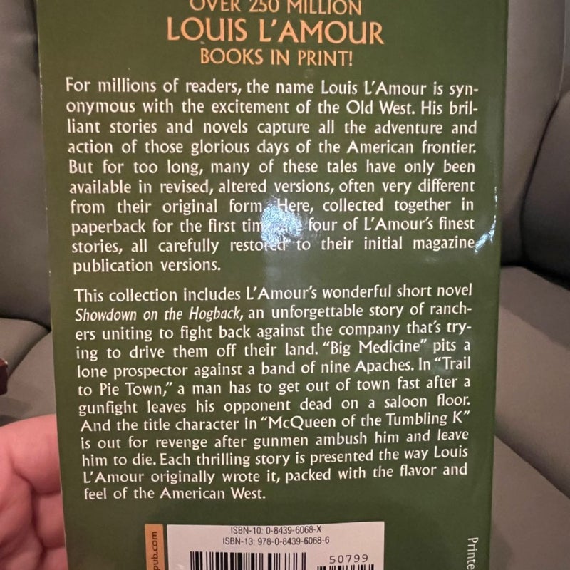 Louis L'Amour Paperback Book Set