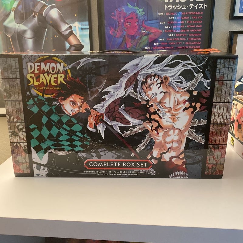 Demon Slayer Complete Box Set by Koyoharu Gotouge, Paperback Pango Books
