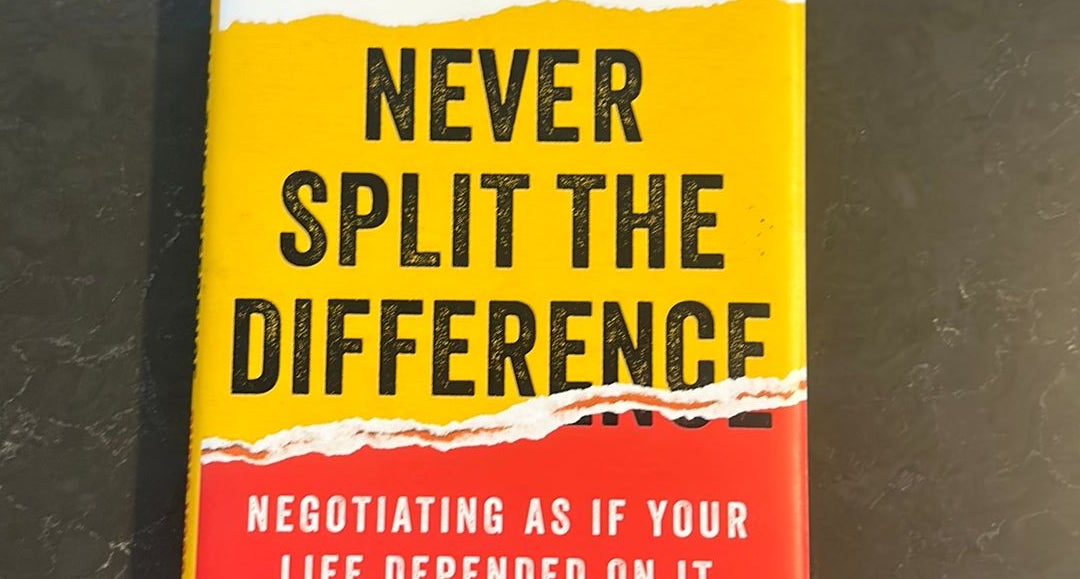 ENGLISH NEVER SPLIT THE DIFFERENCE Novel Book at Rs 80/piece in