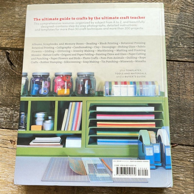 Martha Stewart's Encyclopedia of Crafts