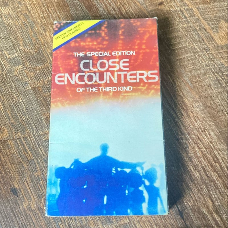 Close Encounters of the Third Kind (VHS)