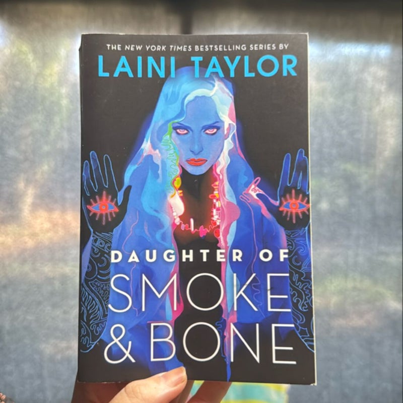 Daughter of Smoke and Bone