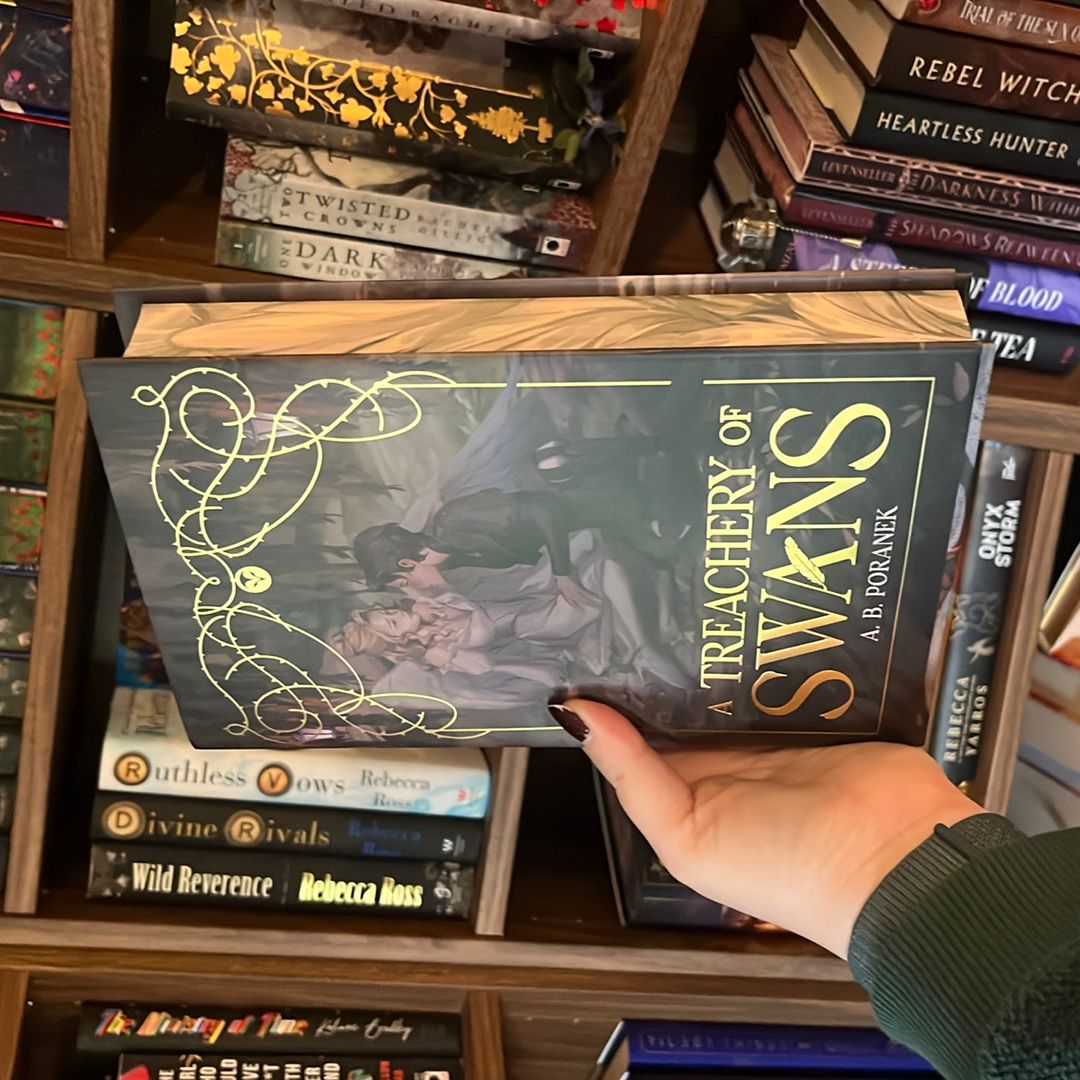 A Treachery of Swans (Illumicrate)