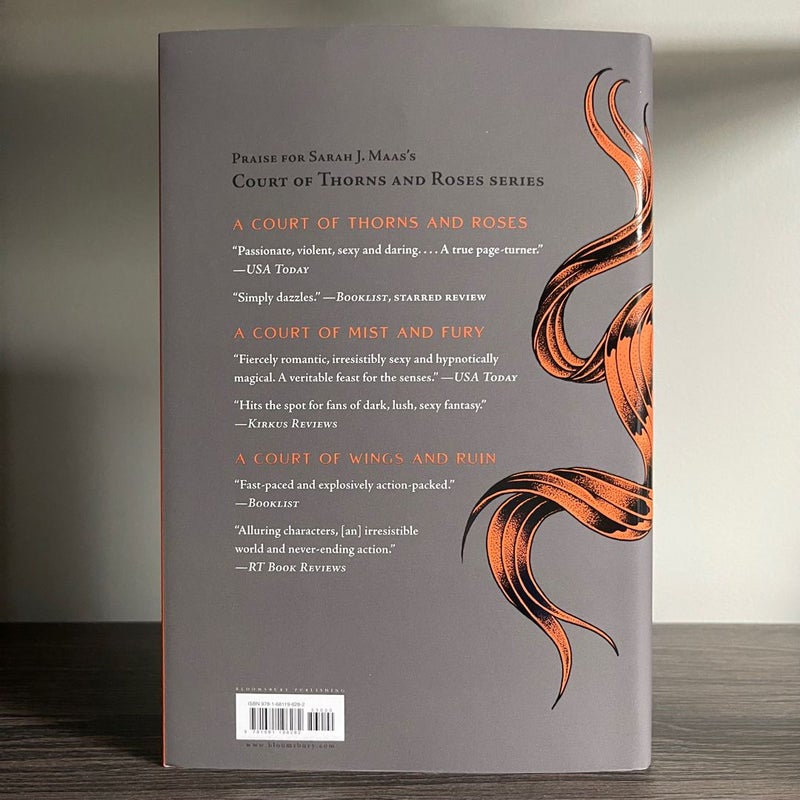 DUST JACKETS ONLY : A Court of Thorns and Roses Dust Jacket Set