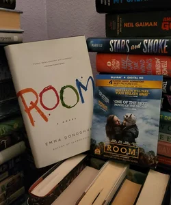 Room book + blu-ray disc