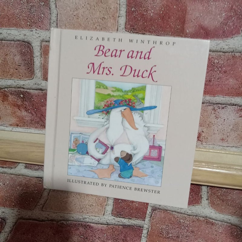 Bear and Mrs.duck