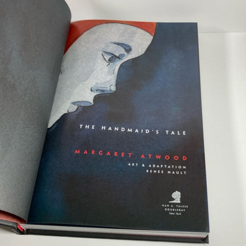 The Handmaid's Tale (Graphic Novel)
