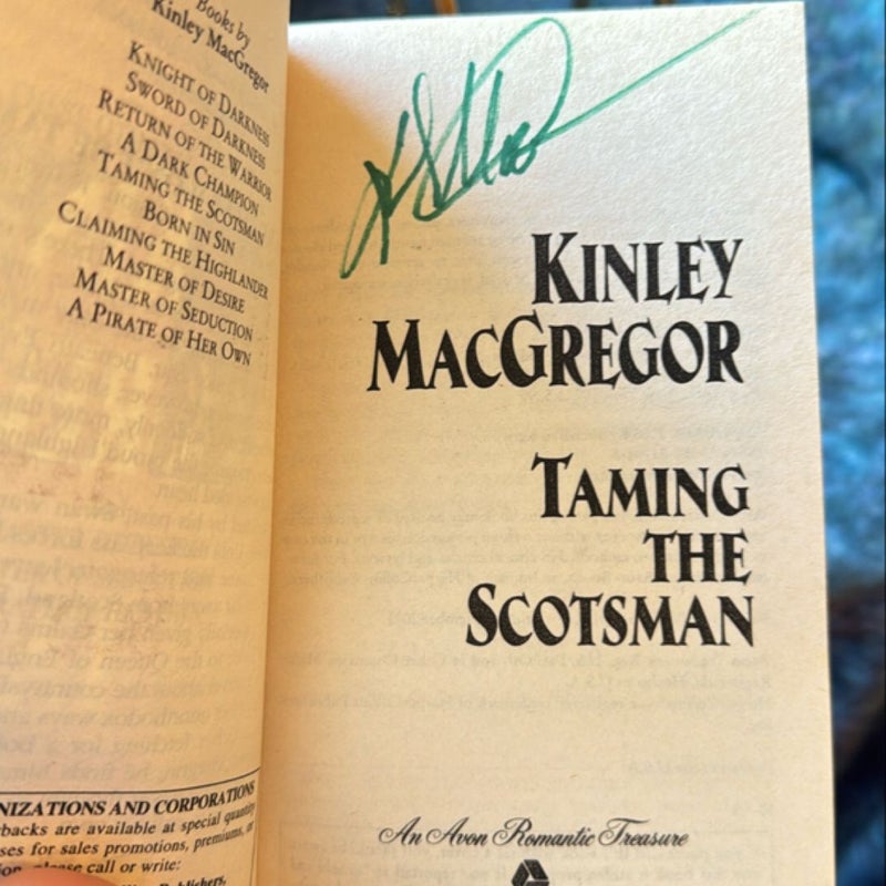 SIGNED, Like New - Taming the Scotsman