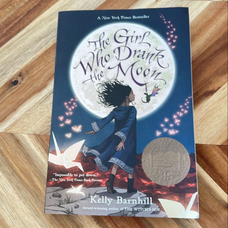 The Girl Who Drank the Moon (Winner of the 2017 Newbery Medal)