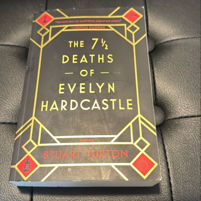 The 7½ Deaths of Evelyn Hardcastle