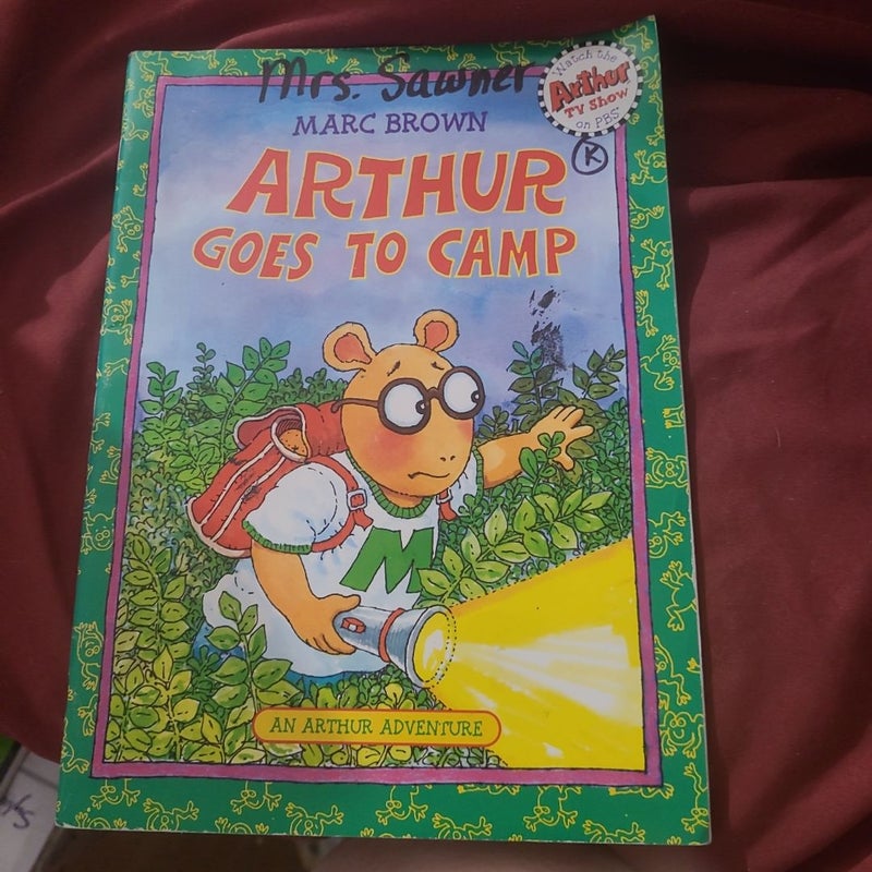 Arthur Goes to Camp