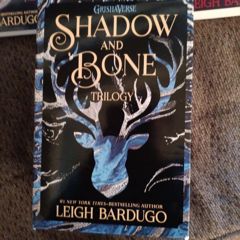 The Shadow and Bone Trilogy Boxed Set