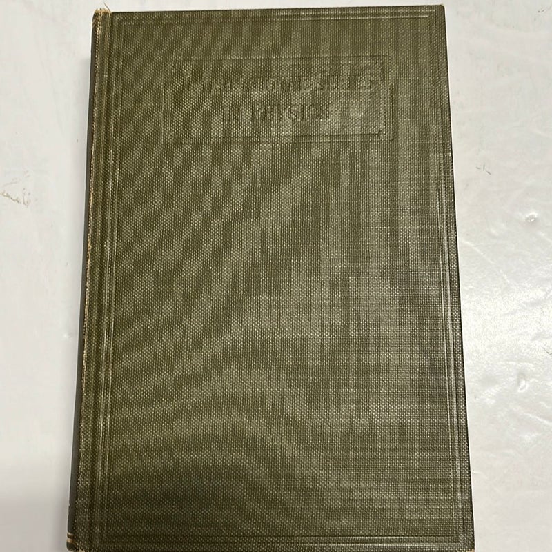 The Principles of Optics (1932)