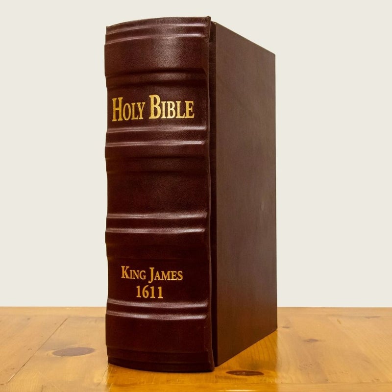 Super deluxe fascmile 400th anniversary King James version 1611 text