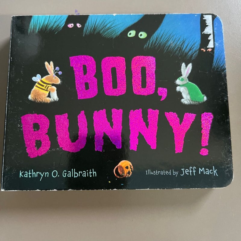 Boo, Bunny! Board Book
