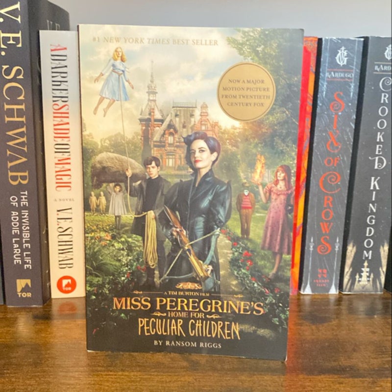 Miss Peregrine's Home for Peculiar Children (Movie Tie-In Edition)