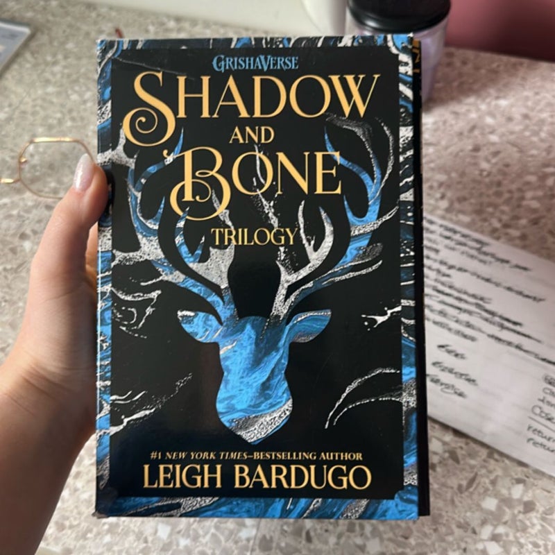 The Shadow and Bone Trilogy Boxed Set