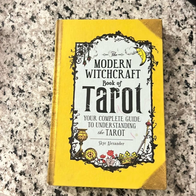 The Modern Witchcraft Book of Tarot