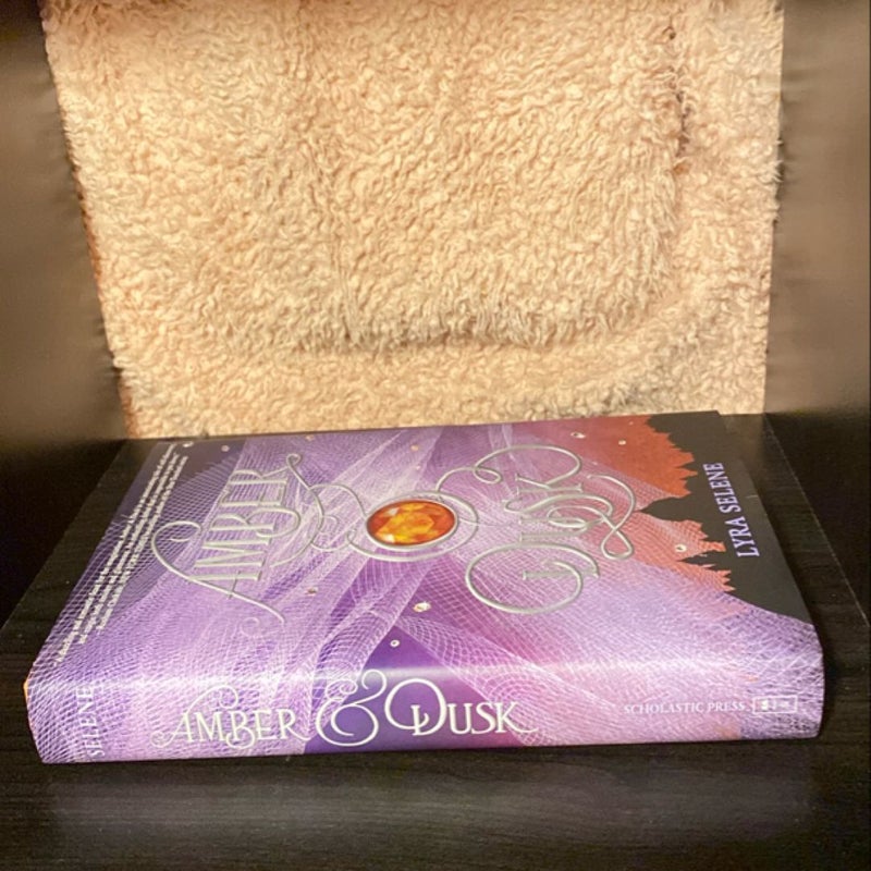 OWLCRATE Signed First Edition** Amber Dusk