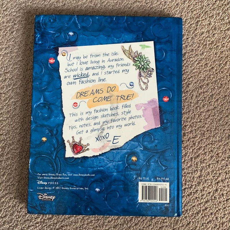 Descendants 2 Evie's Fashion Book