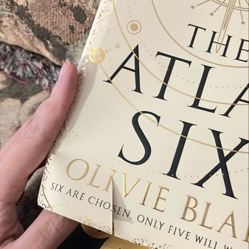 The Atlas Six: the Atlas Book 1 (fairyloot special edition)