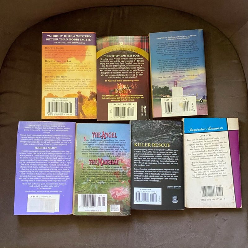 Collection of 7 Romance Novels Nora Roberts, Bobbi Smith, Amanda Quick, ETC
