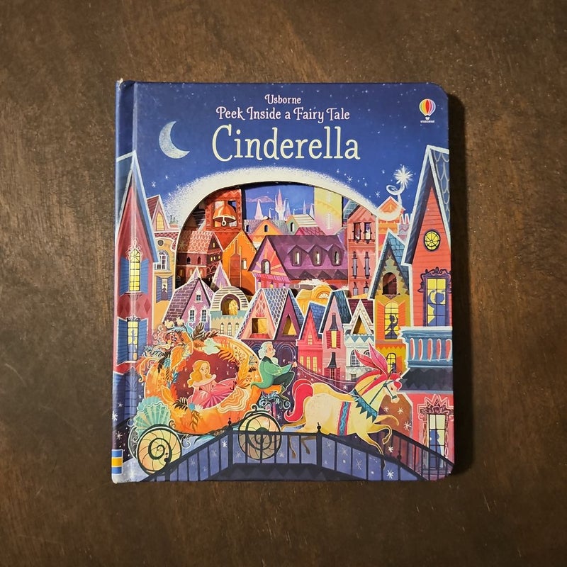 Peek Inside a Fairy Tale Cinderella