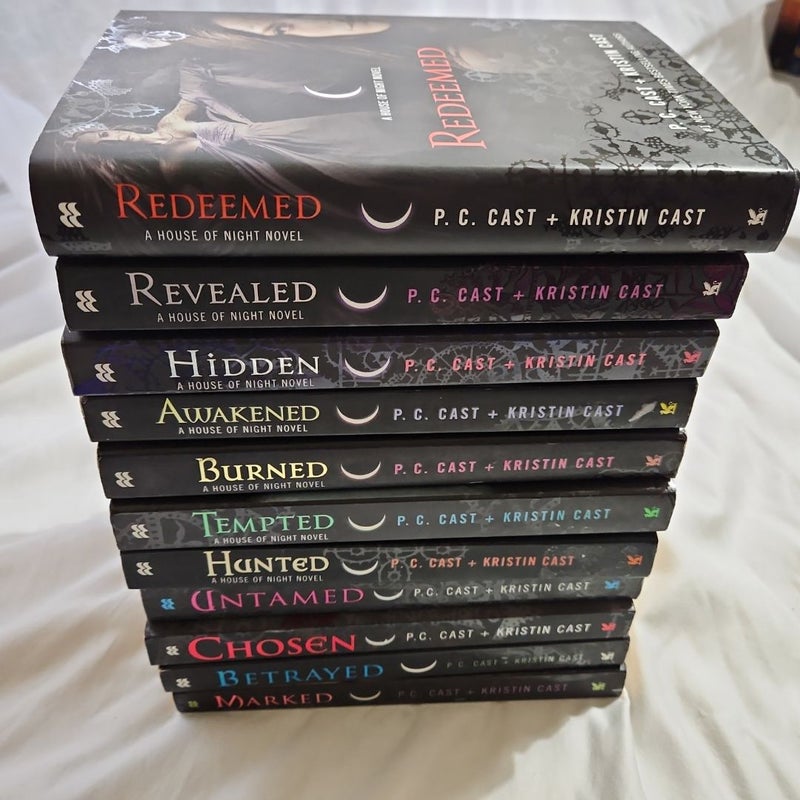 House of Night Series - 11 book lot