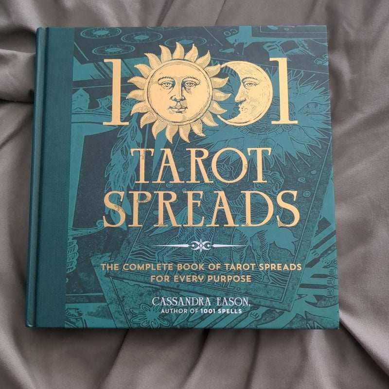 1001 Tarot Spreads