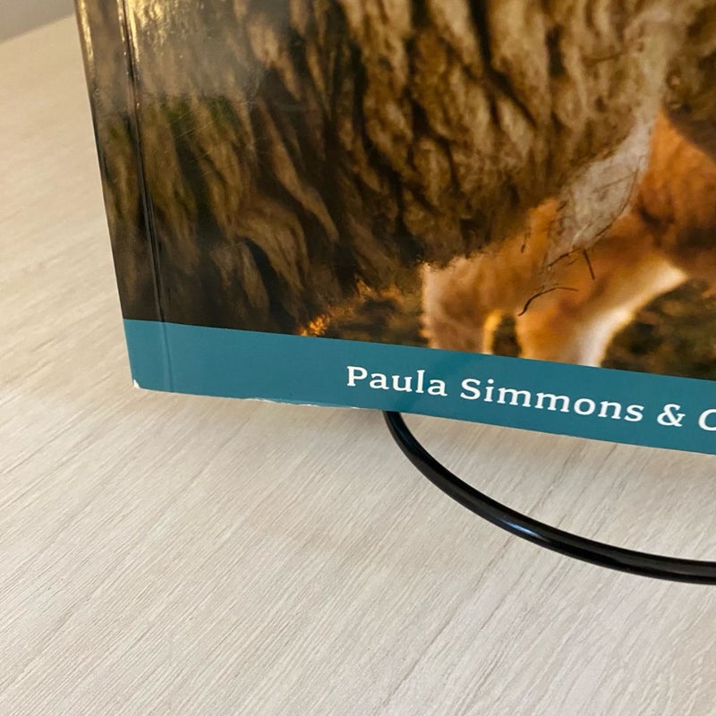 Storey's Guide to Raising Sheep, 5th Edition