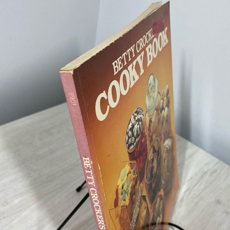 Betty Crocker's Cooky Book (facsimile Edition)