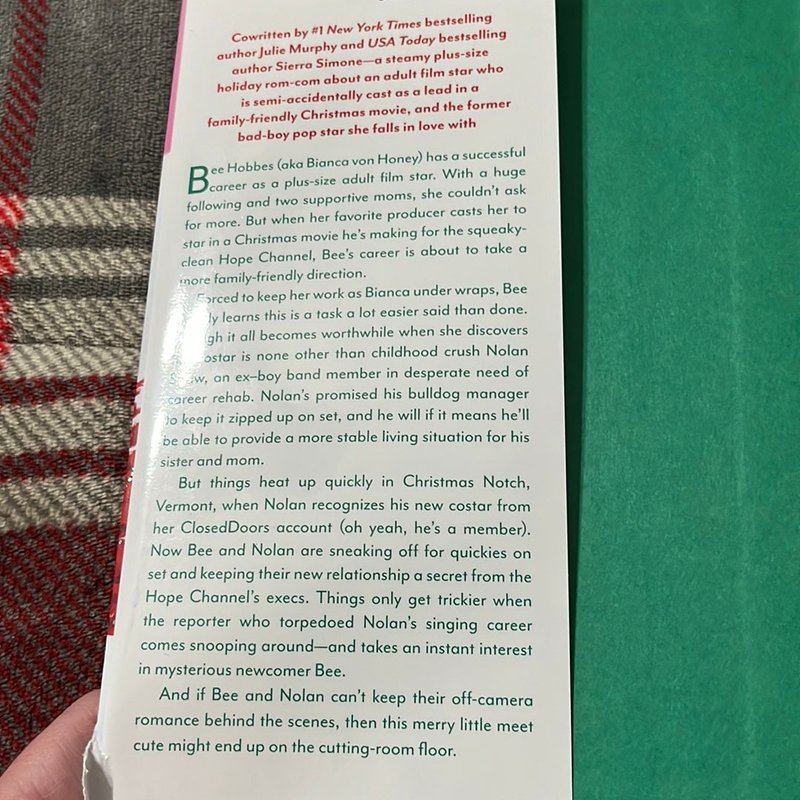 A Merry Little Meet Cute